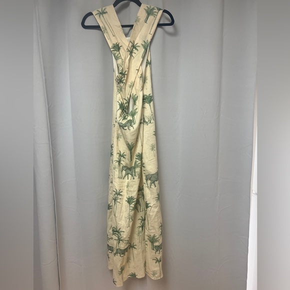 Touche Cross-Back Printed Dress - Picture 6 of 11